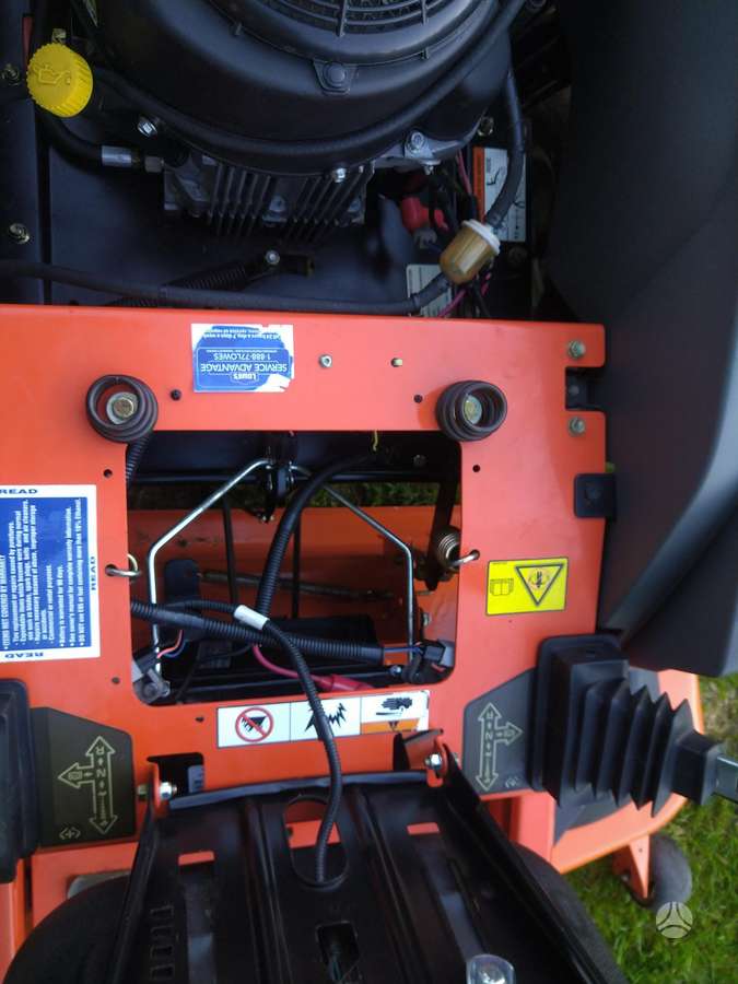 Husqvarna Z254, садовые тракторы