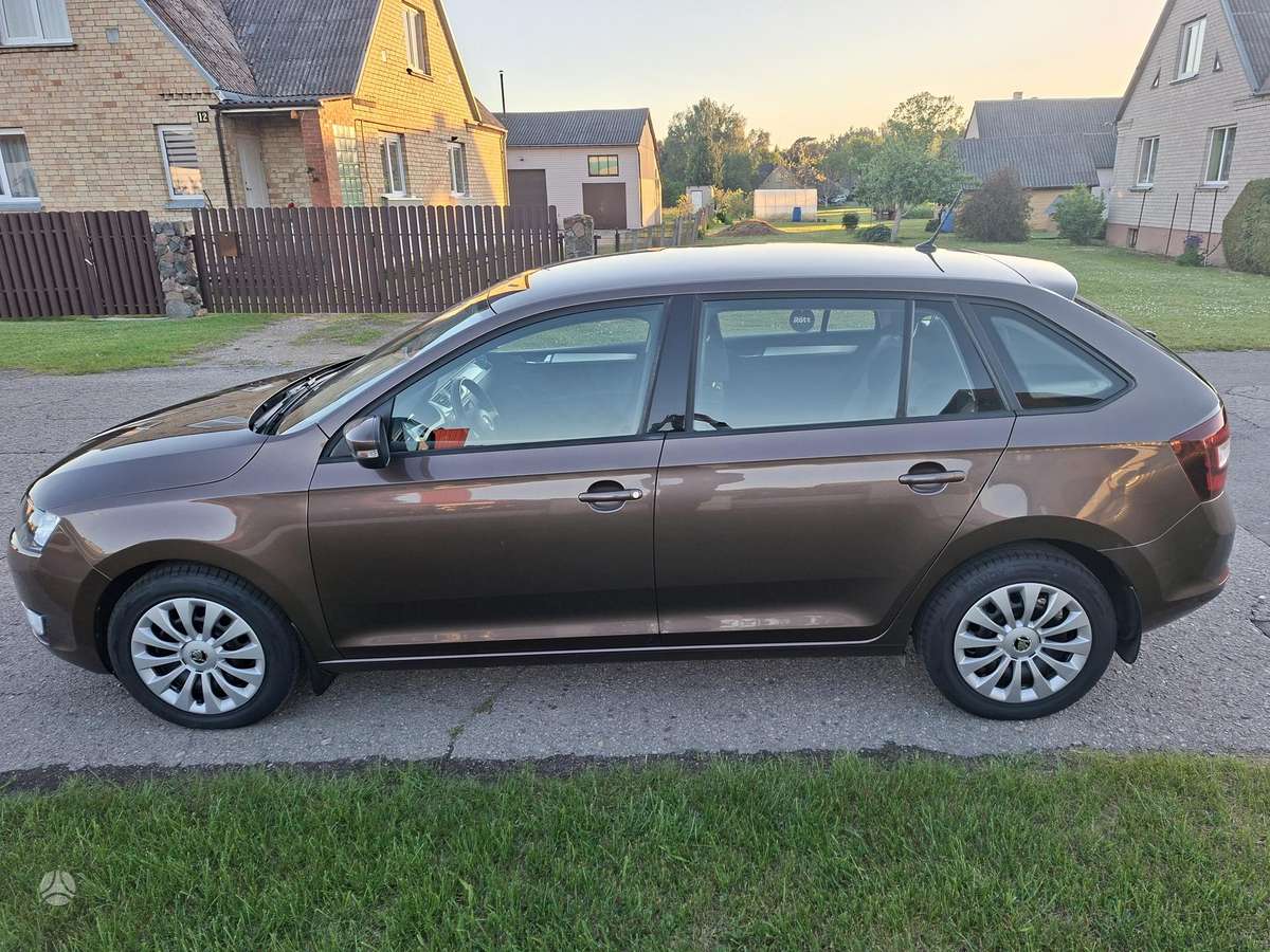 Skoda Rapid, 1.0 l., hatchback