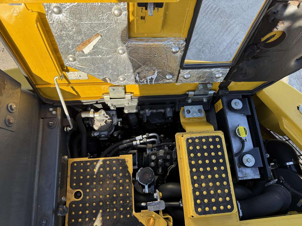 Komatsu PC 138 US-11 BOGMASTER 1200 mm, экскаваторы