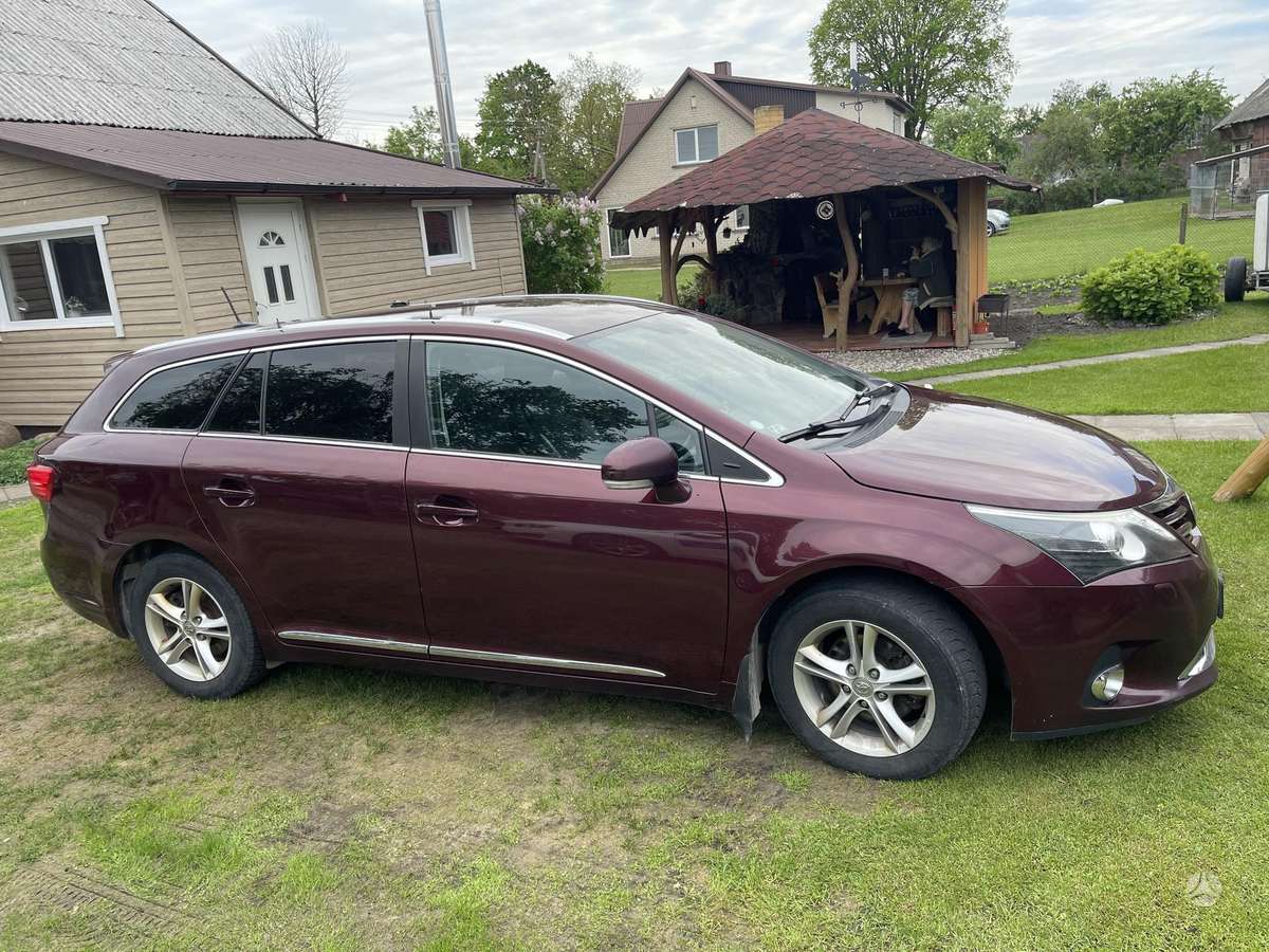 Toyota Avensis, 2.0 l., Универсал