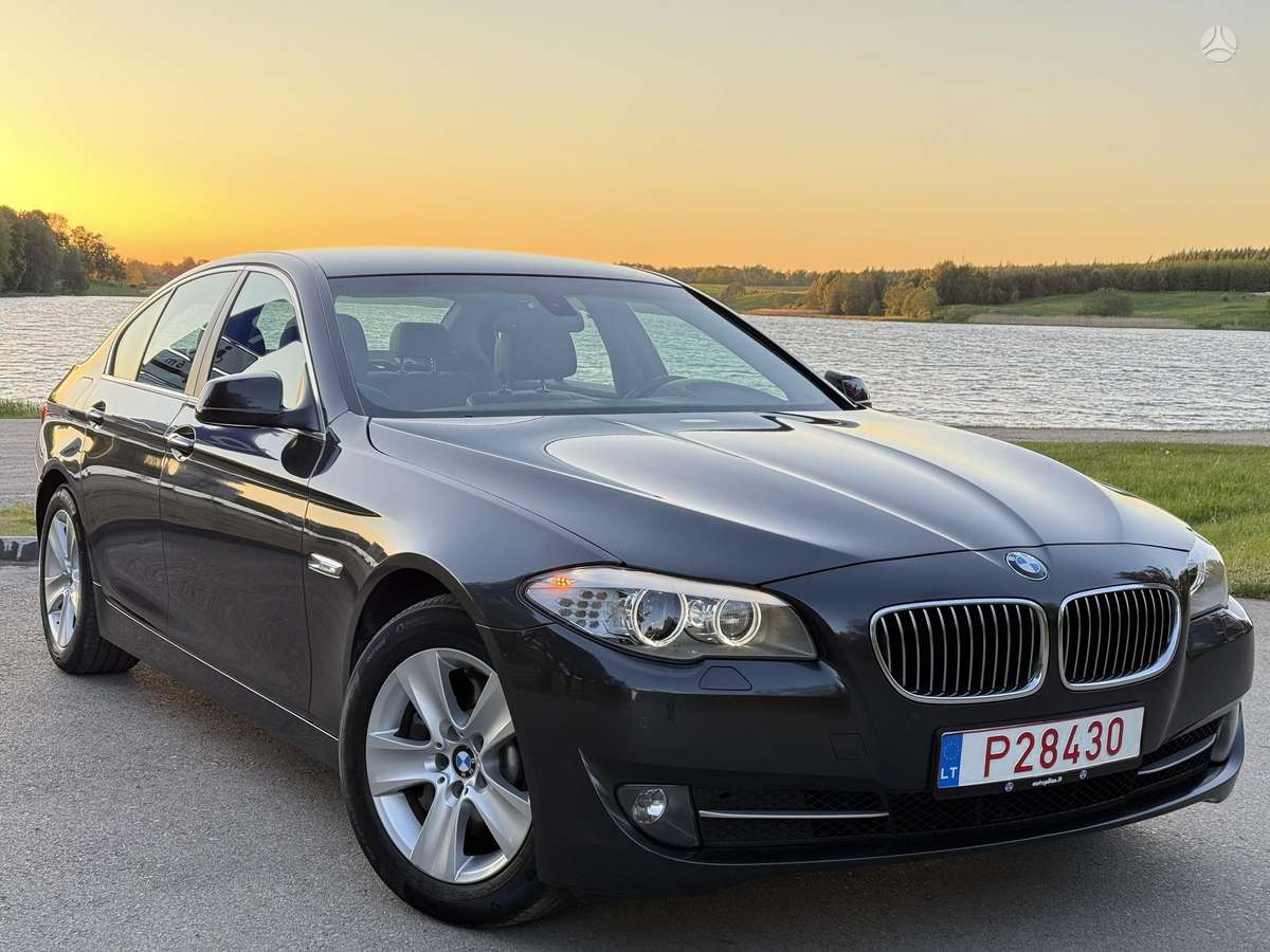 BMW 525, 3.0 l., Седан