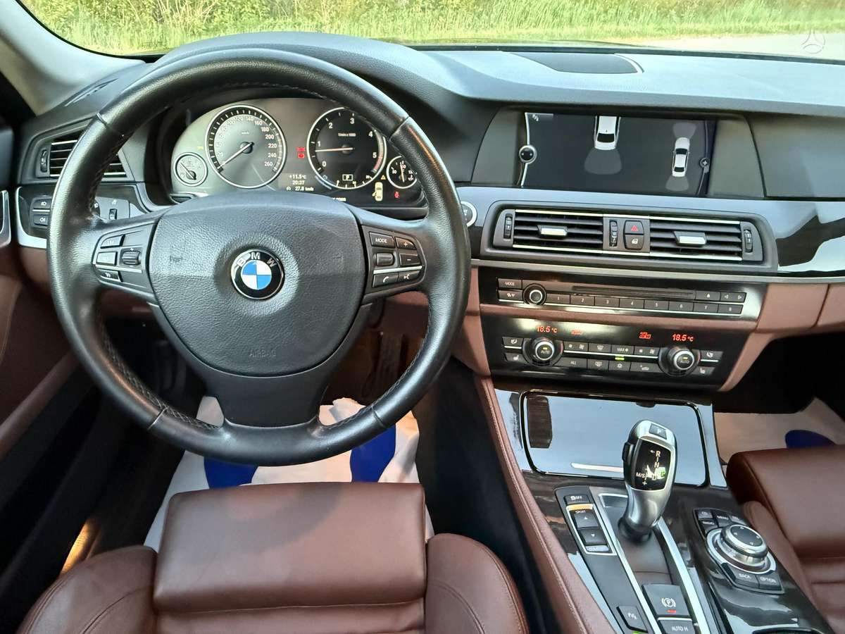 BMW 525, 3.0 l., Седан