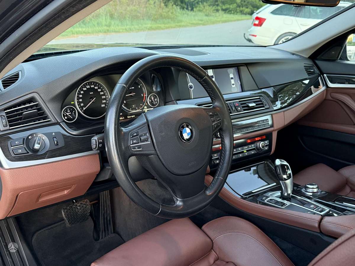 BMW 525, 3.0 l., Седан