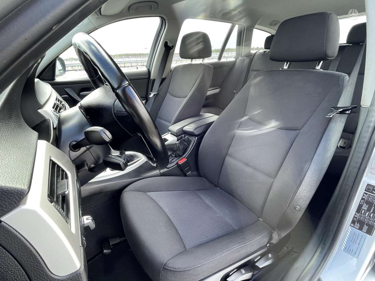 BMW 320, 2.0 l., universalas