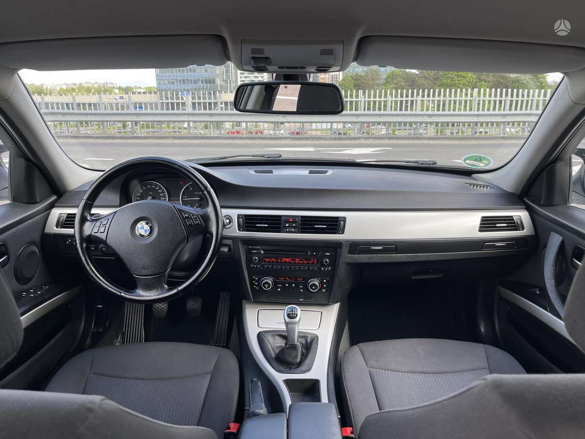 BMW 320, 2.0 l., universalas
