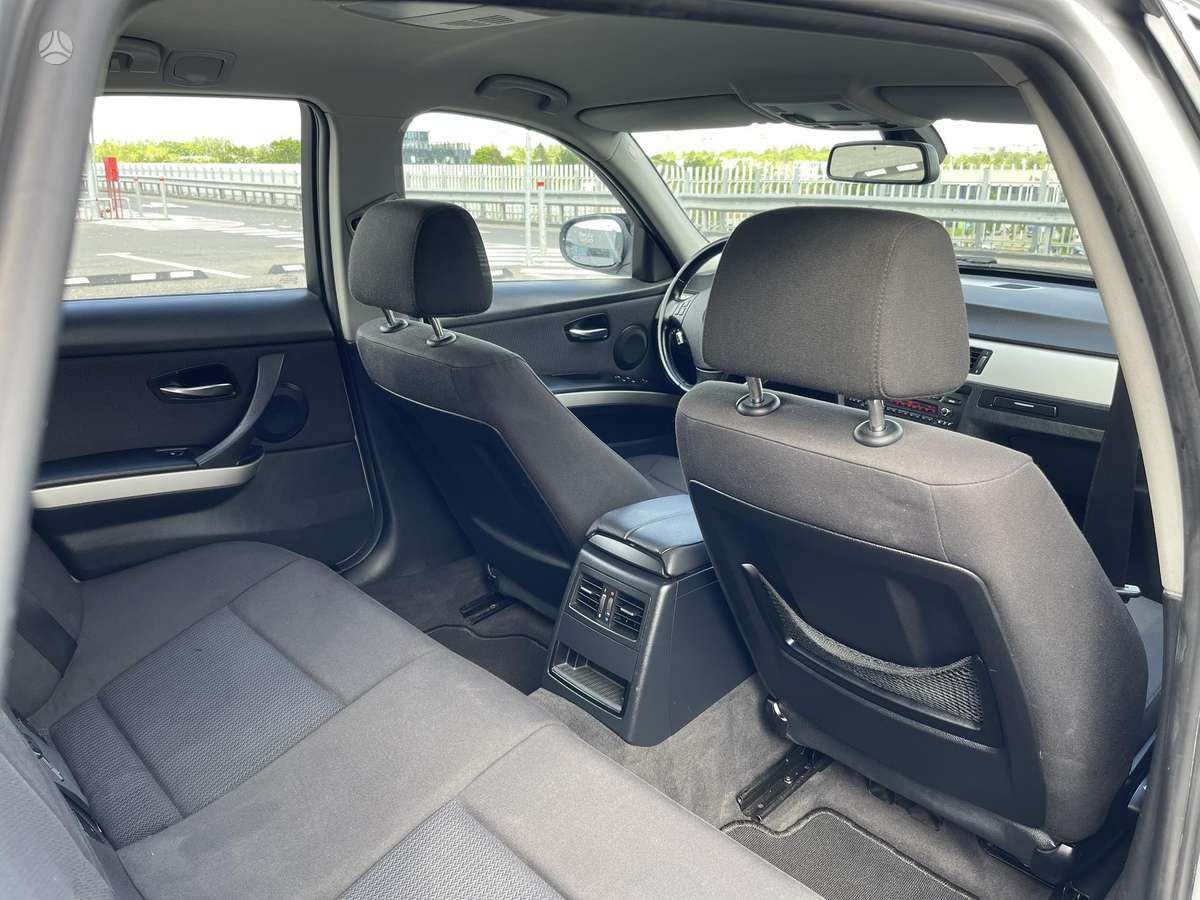 BMW 320, 2.0 l., universalas