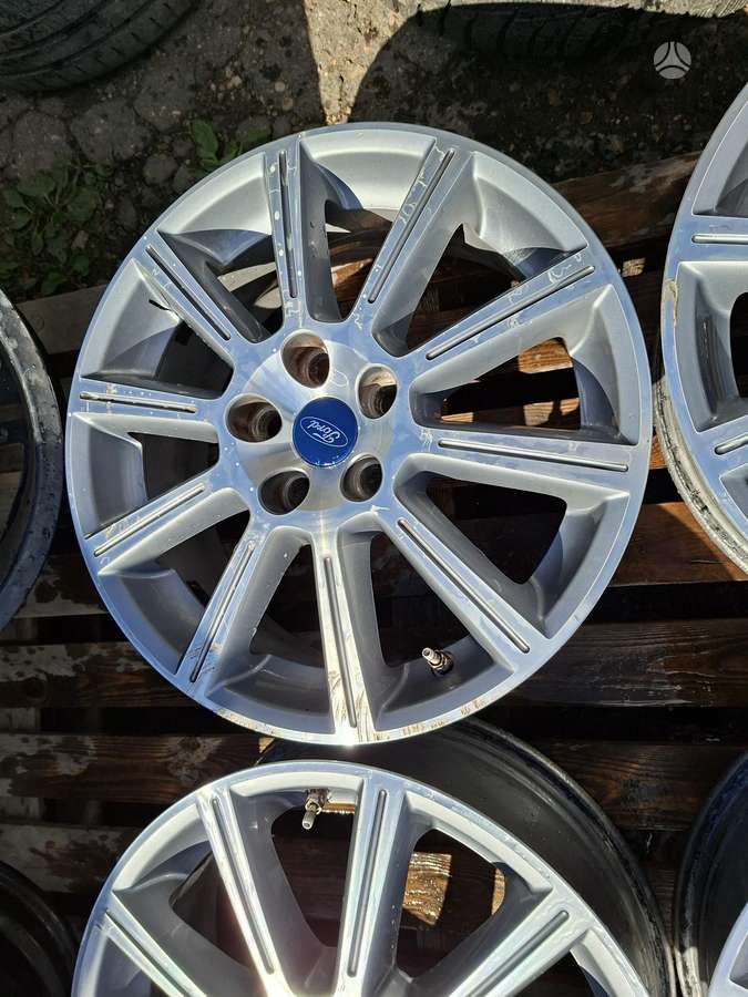 Ford ET55, light alloy, R17