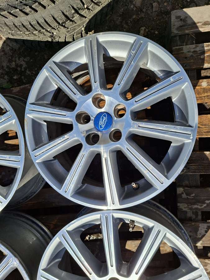 Ford ET55, light alloy, R17