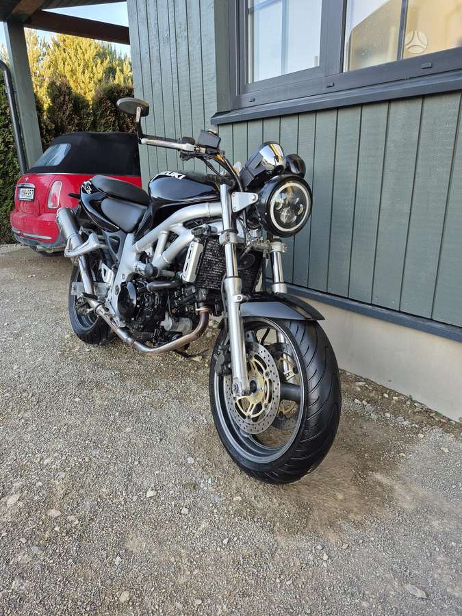 Suzuki SV 650cc, street / classic