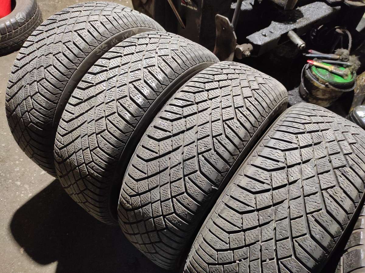 Goodyear, winter 205/60 R16