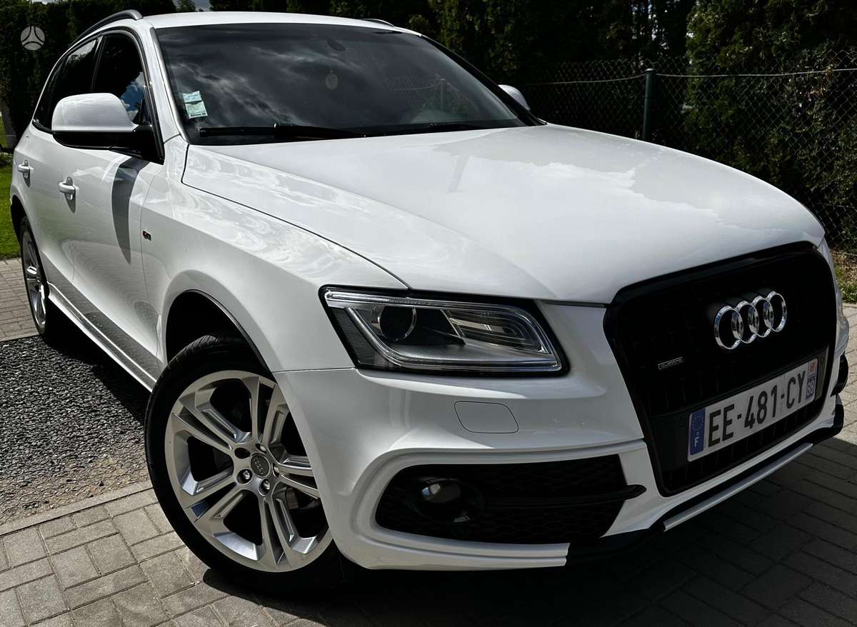 Audi Q5, 2.0 l., off-road / crossover