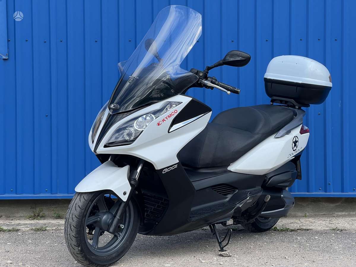 Kymco Downtown 300cc, scooters / mopeds