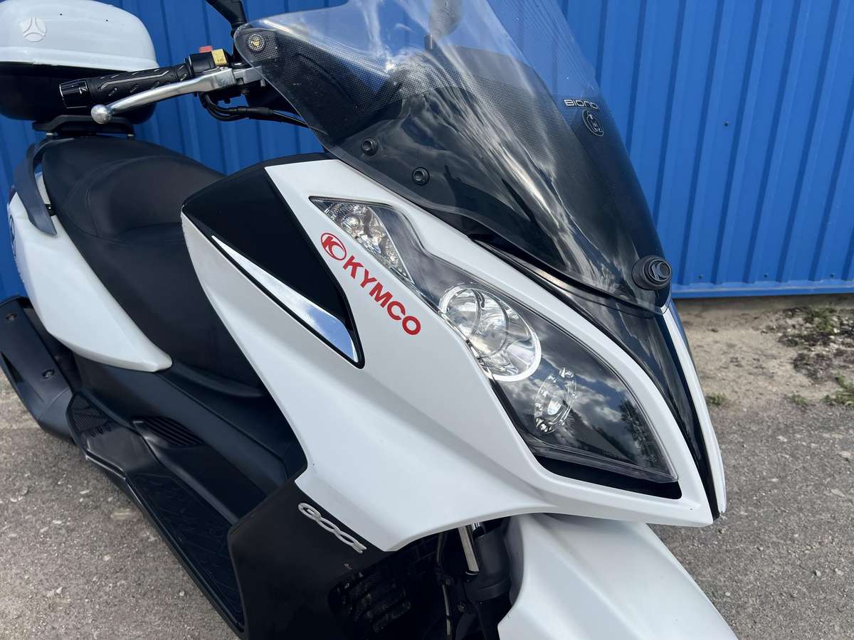Kymco Downtown 300cc, мотороллеры / мопеды