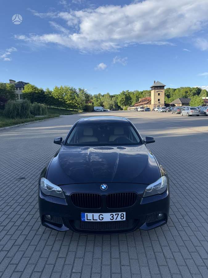 BMW 550, 4.4 l., Седан