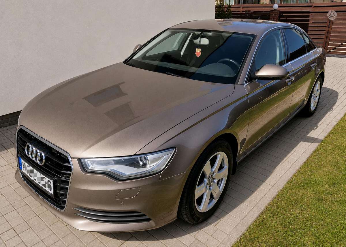 Audi A6, 2.0 l., Седан