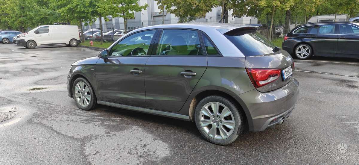 Audi A1 Sportback, 1.0 l., hatchback