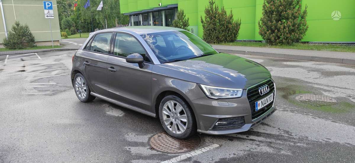 Audi A1 Sportback, 1.0 l., hatchback