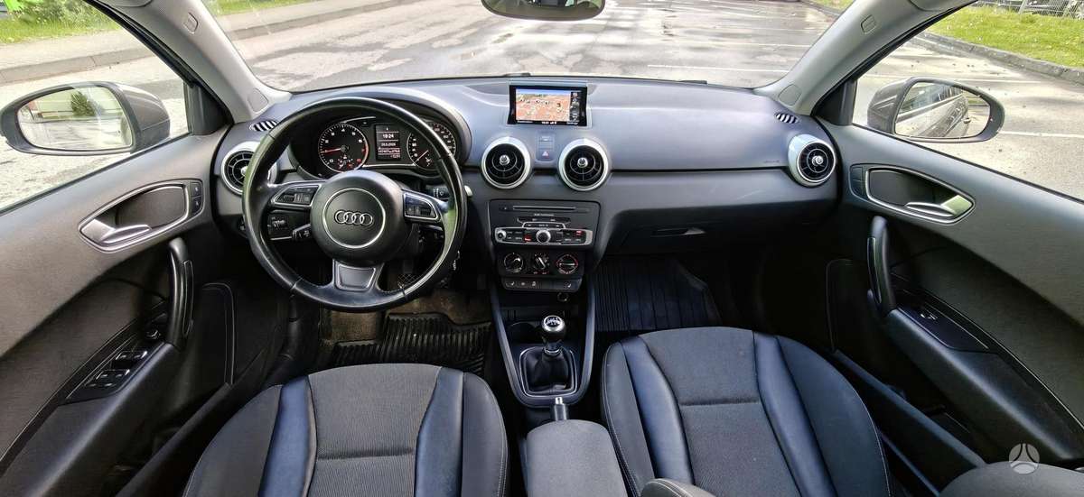 Audi A1 Sportback, 1.0 l., hatchback