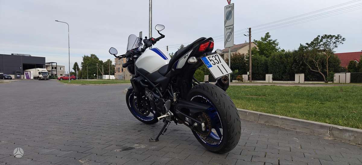 Suzuki SV 650cc, street / classic
