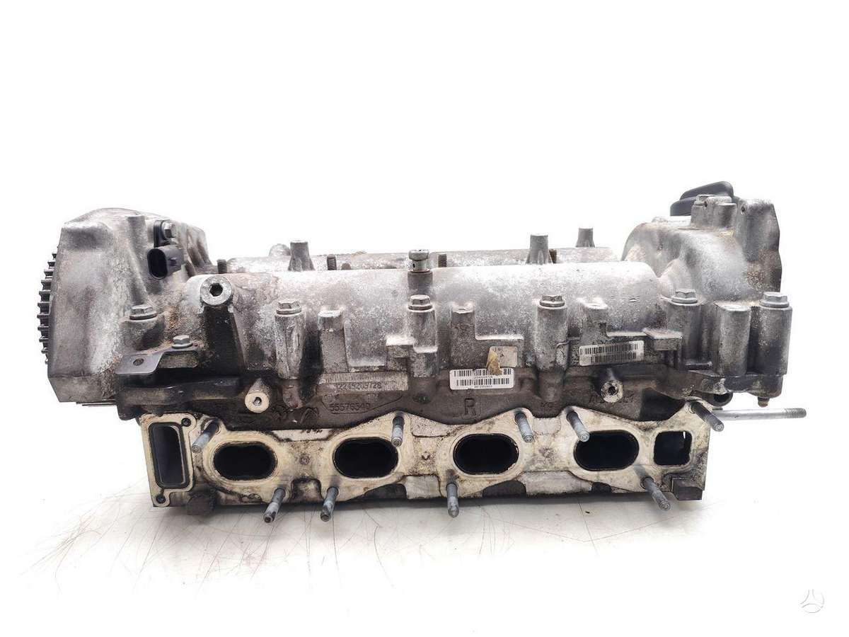 Opel Astra, 55576540, cylinder head