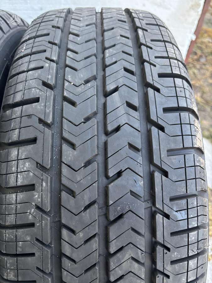 Michelin Agilis, summer 215/60 R17