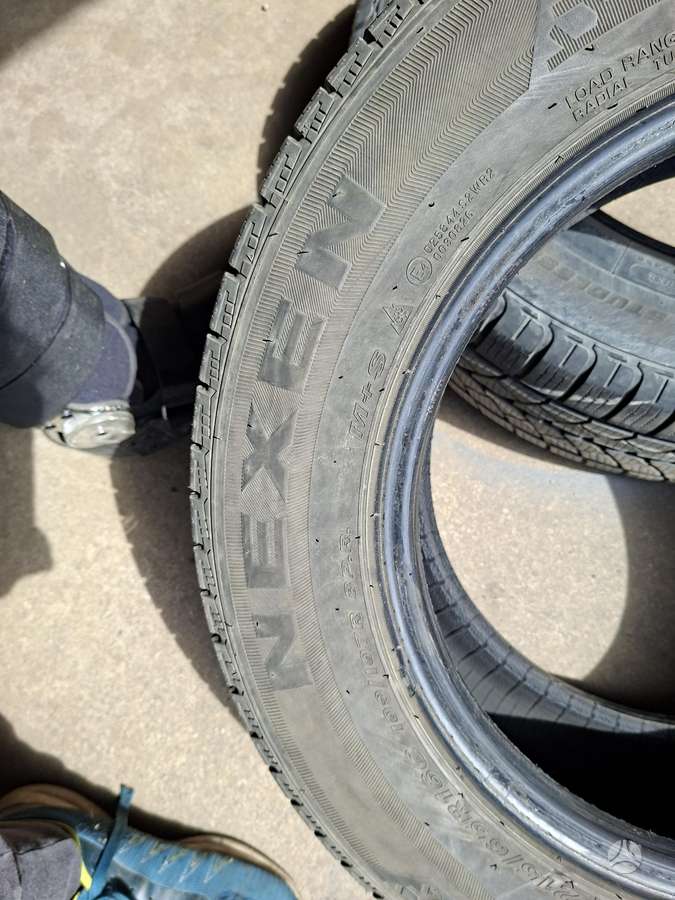 Bridgestone, всесезонные 215/65 R16