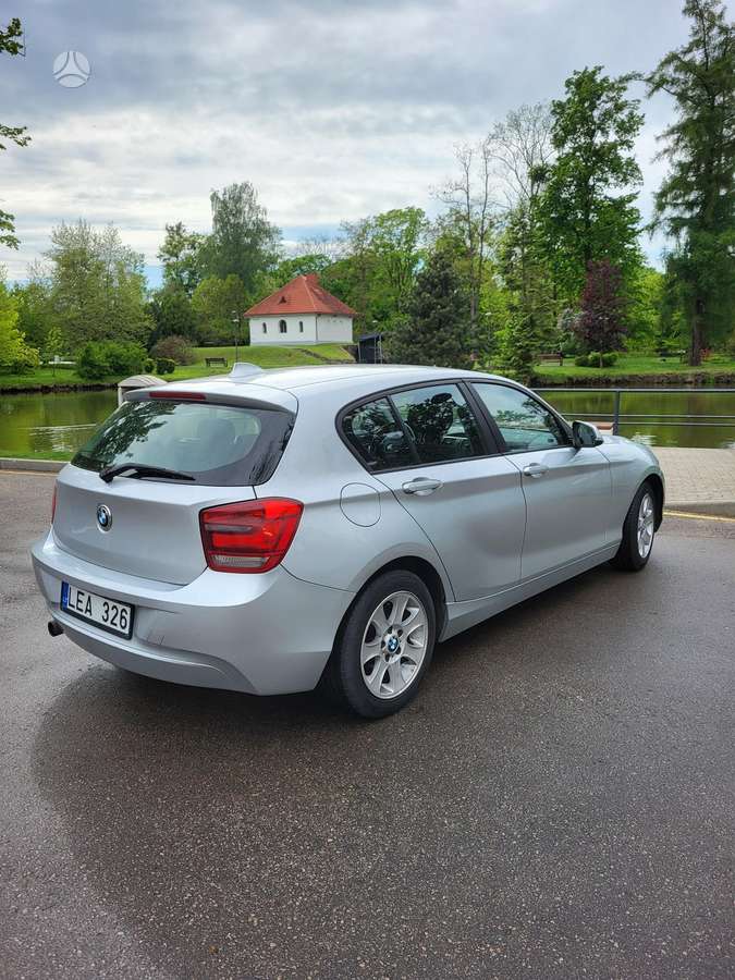 BMW 116, 2.0 l., hatchback
