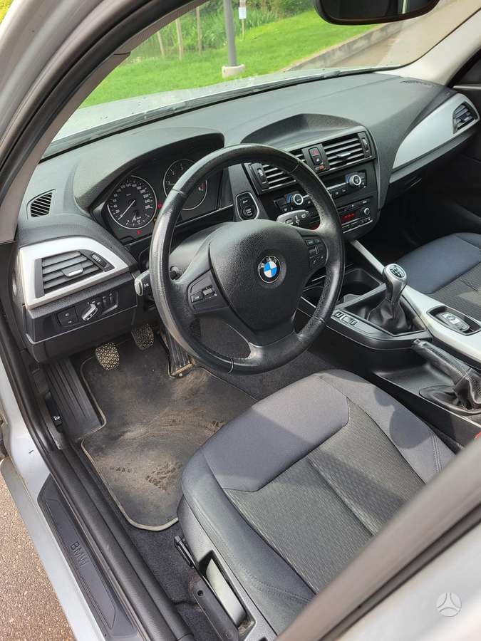BMW 116, 2.0 l., hatchback