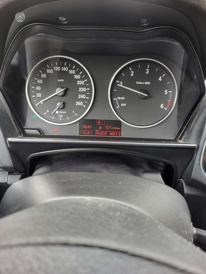 BMW 116, 2.0 l., hatchback