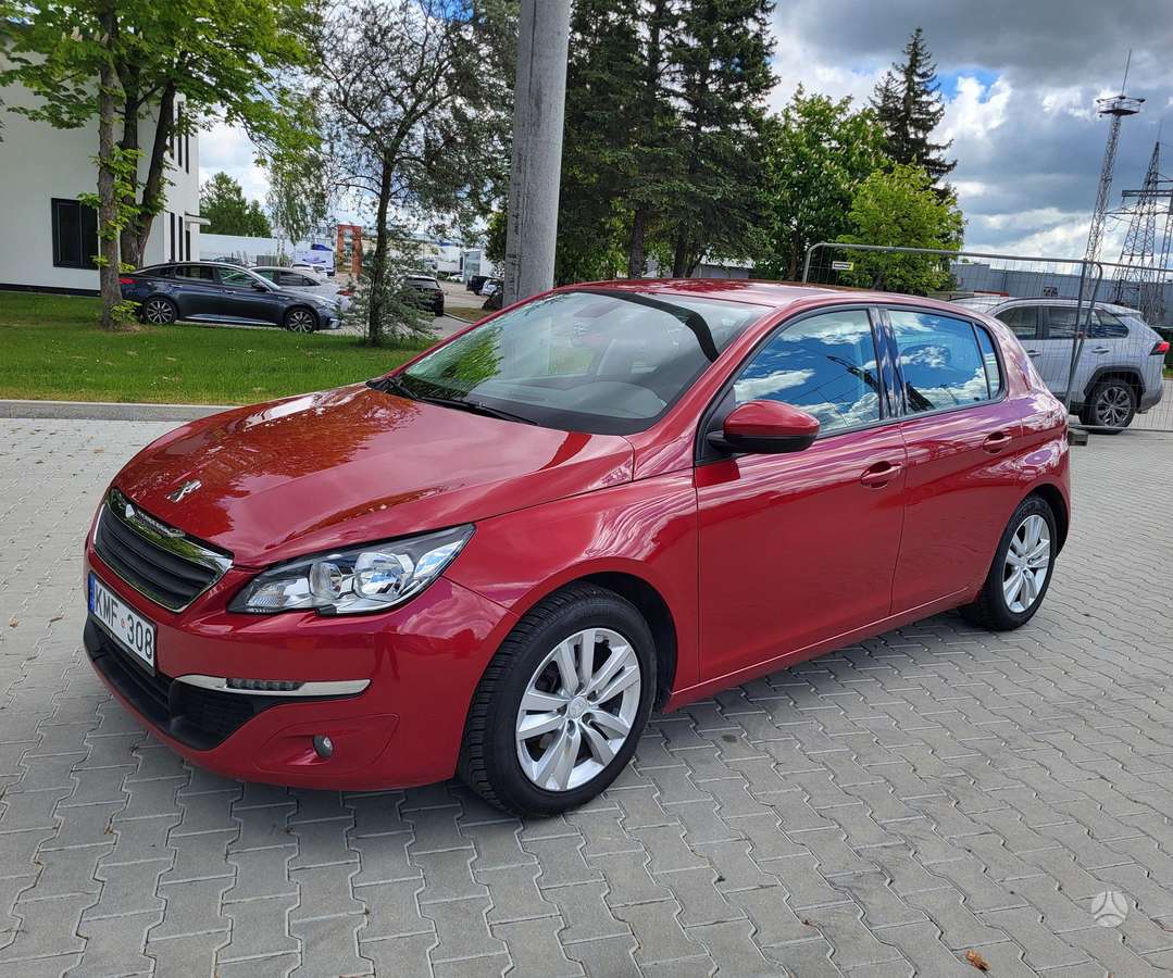 Peugeot 308, 1.2 l., hatchback