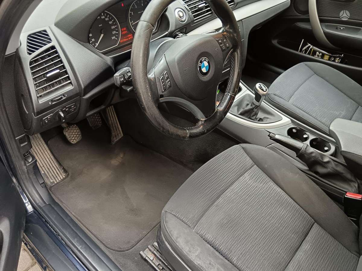BMW 116, 1.6 l., hatchback