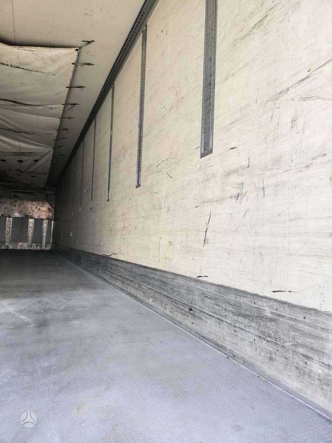 Krone SD27, refrigerated