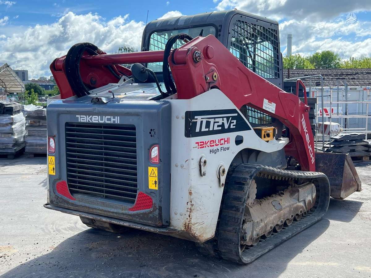 Takeuchi TL12V2, mini loaders