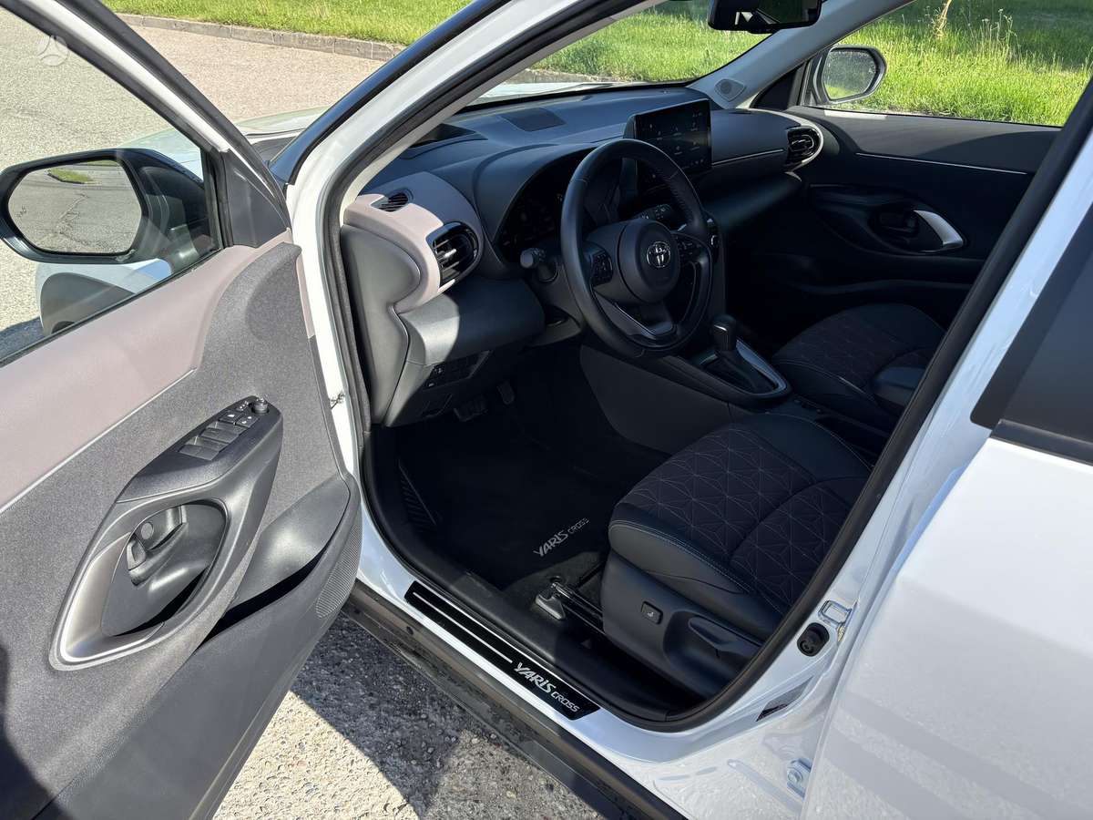 Toyota Yaris Cross - 9