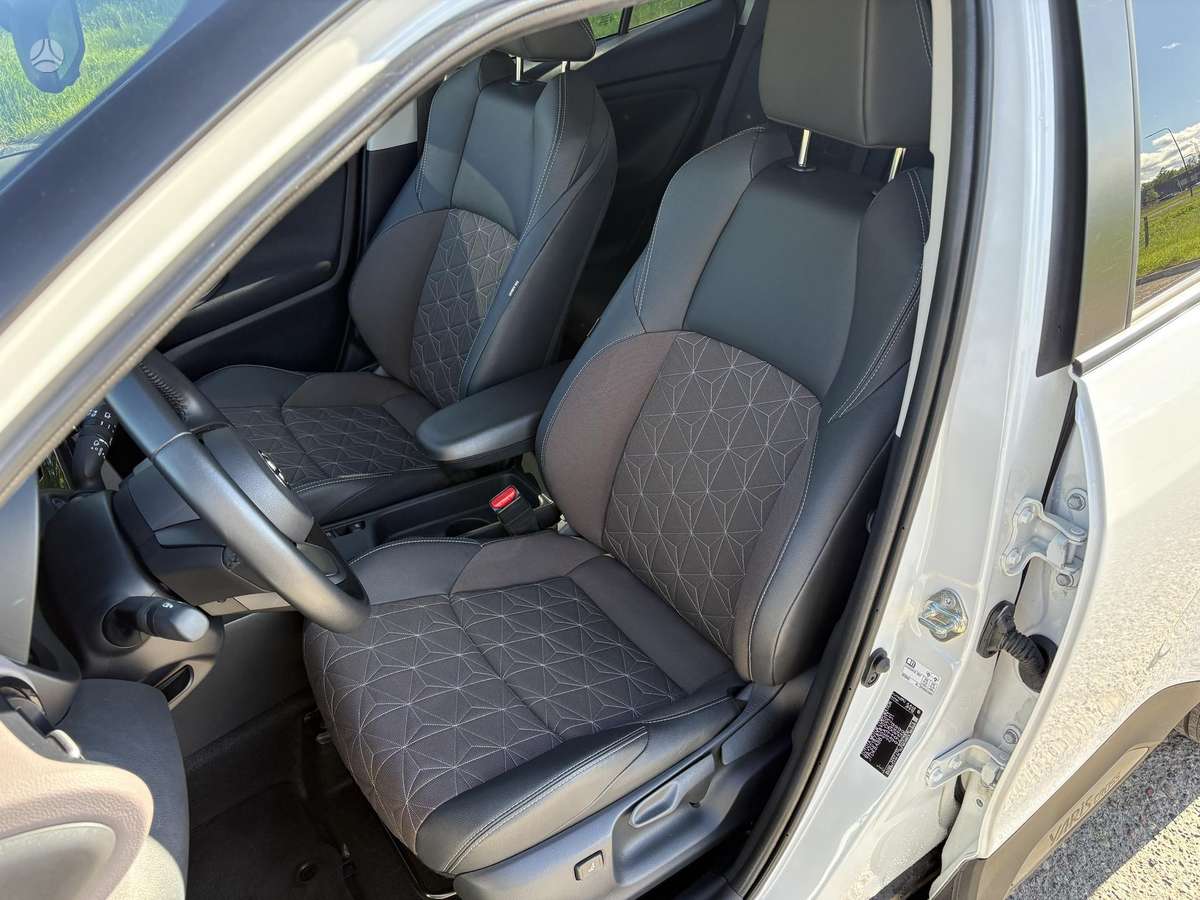 Toyota Yaris Cross - 11
