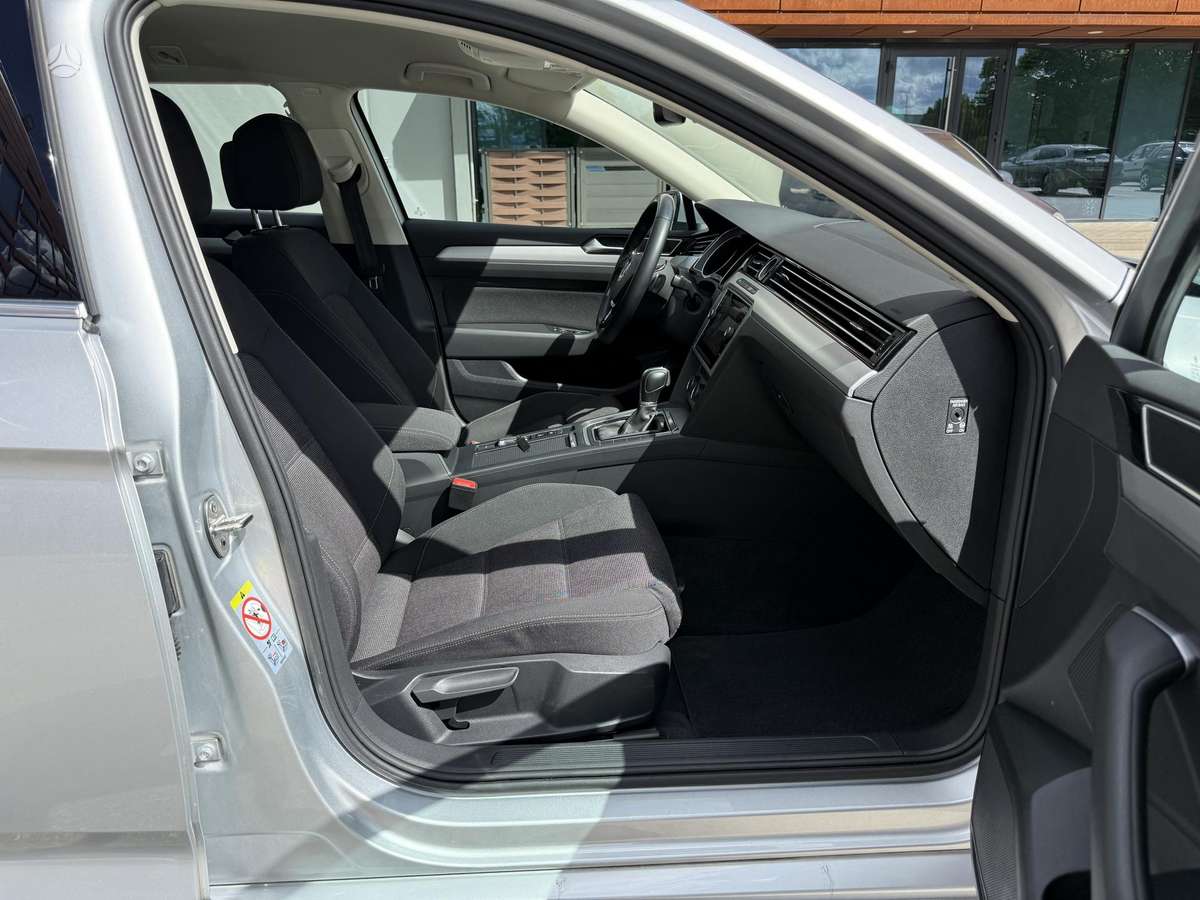 Volkswagen Passat, 2.0 l., Универсал