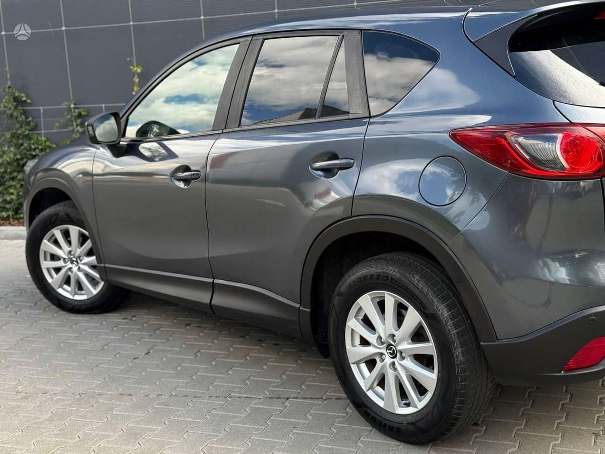 Mazda CX-5, 2.2 l., off-road / crossover