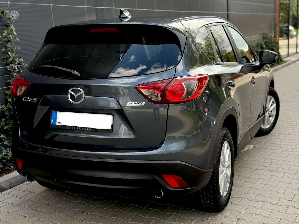 Mazda CX-5, 2.2 l., off-road / crossover