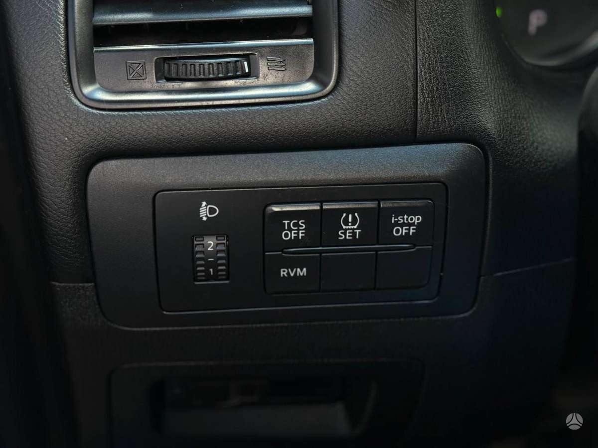Mazda CX-5, 2.2 l., Внедорожник / Кроссовер