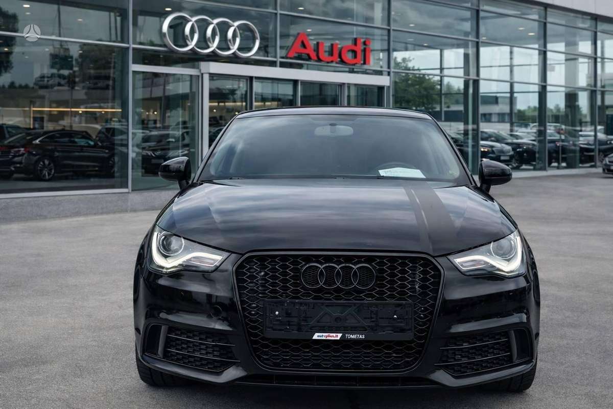 Audi A1, 1.6 l., Купе (coupe)