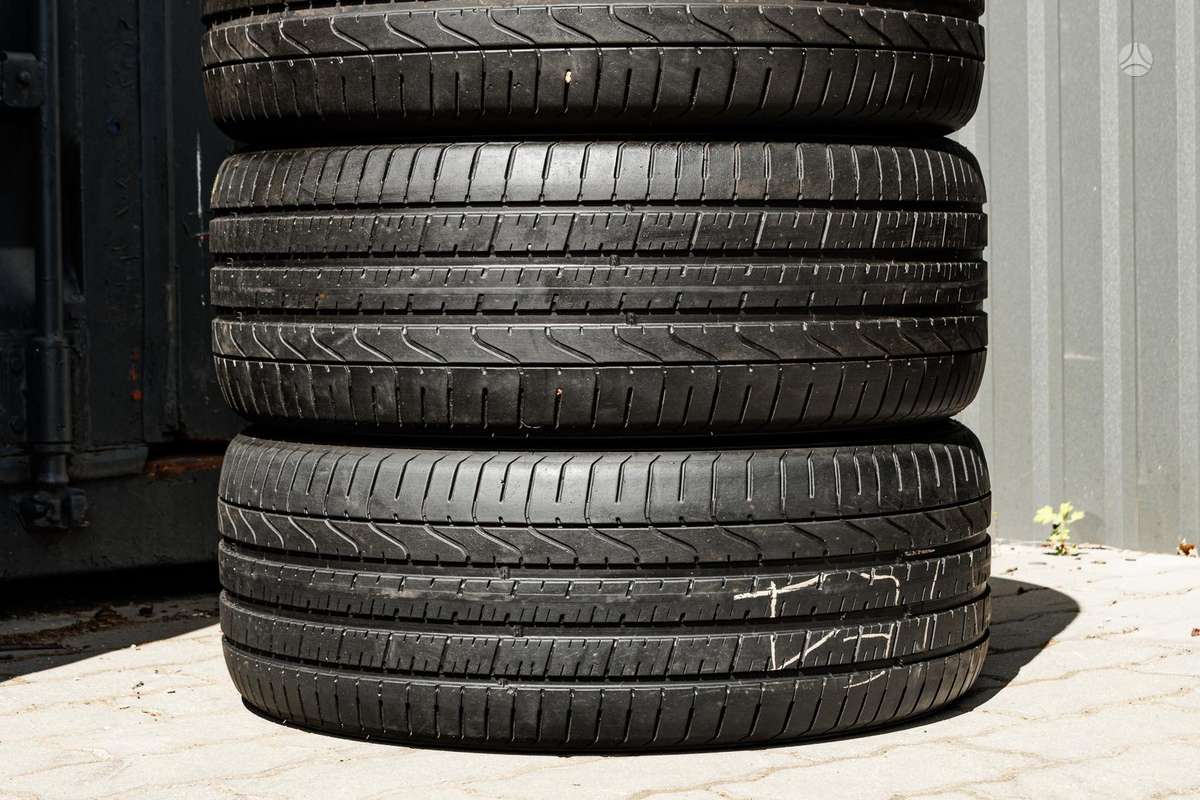 Pirelli P Zero, summer 285/40 R22