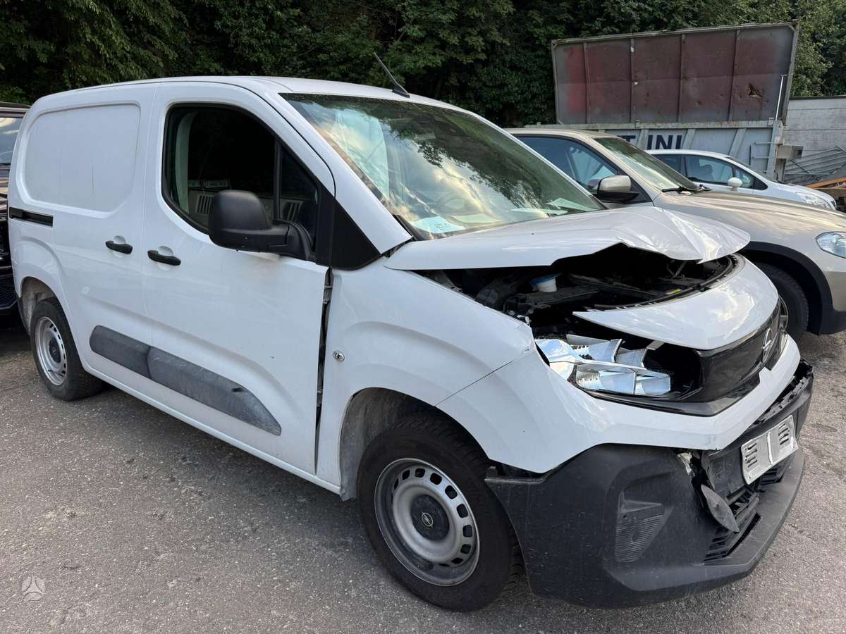 Opel Combo, 1.5 l., komercinis