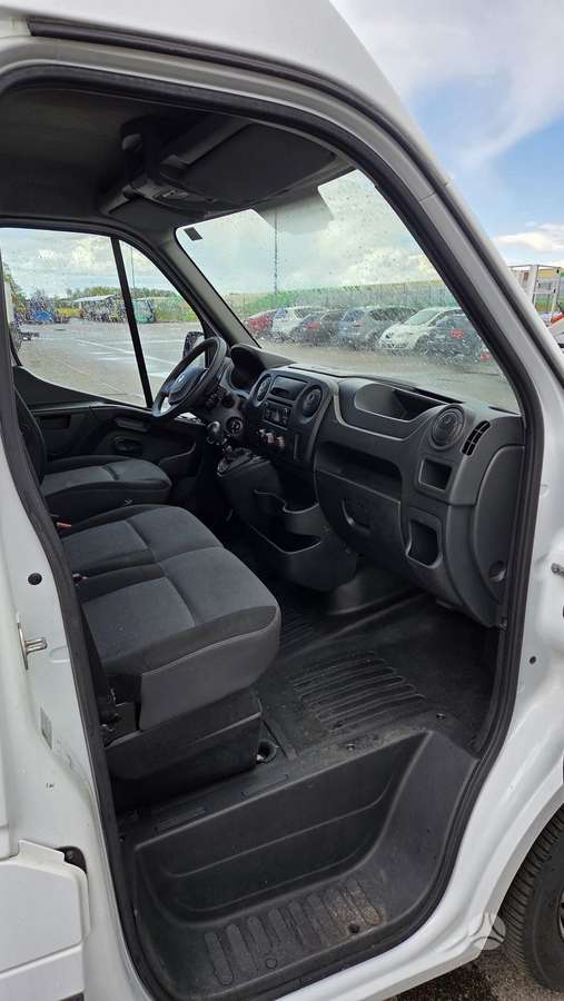 Renault Master ETL-32-125, автовышки