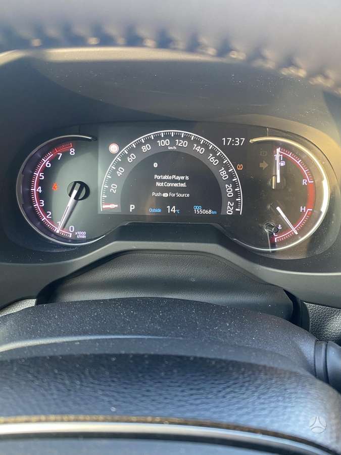 Toyota RAV4 - 8