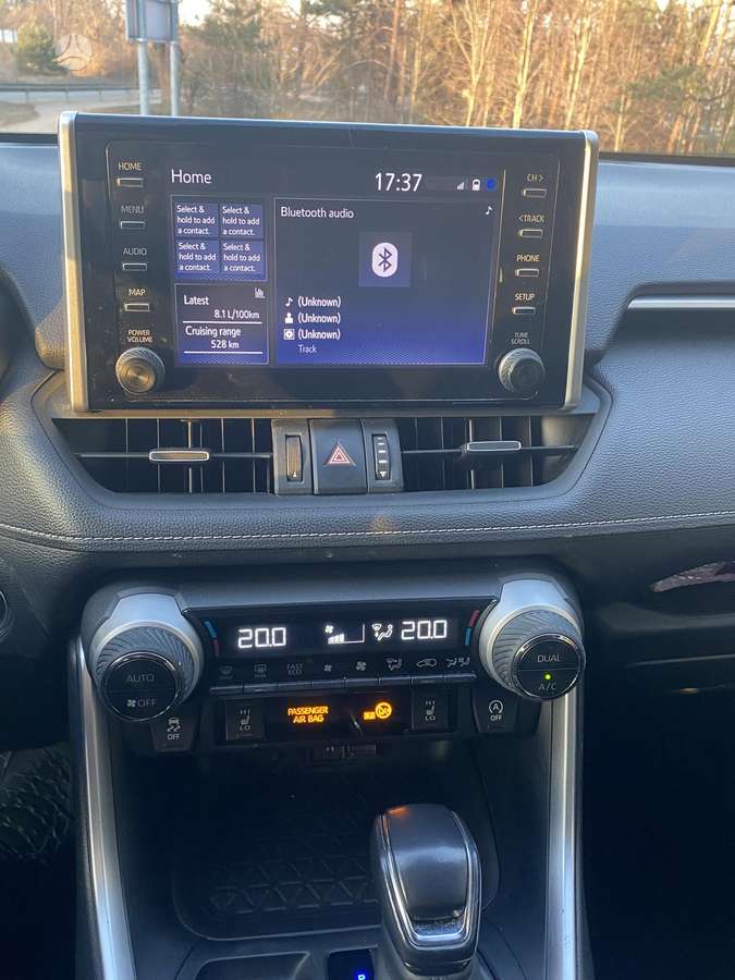 Toyota RAV4 - 7