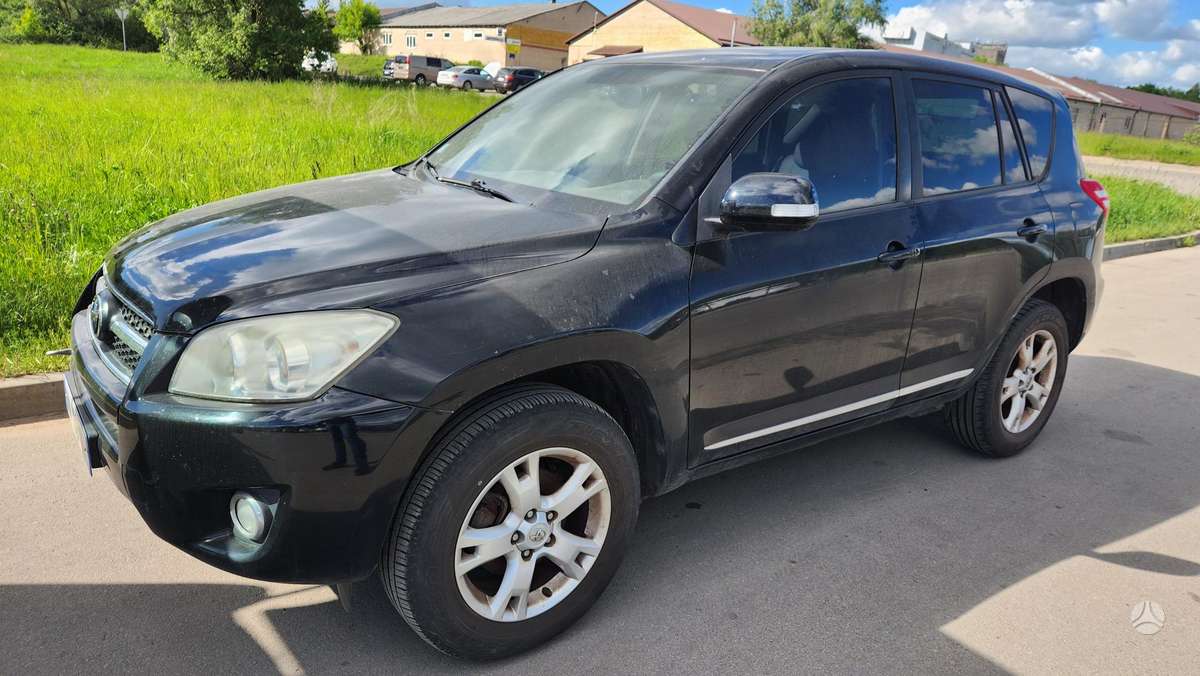 Toyota RAV4 - 5