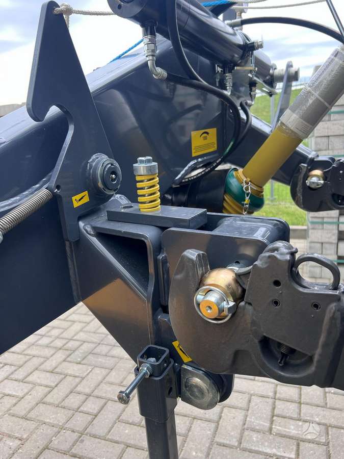 Elho NK 3300 VC, pašarų ruošimo technika