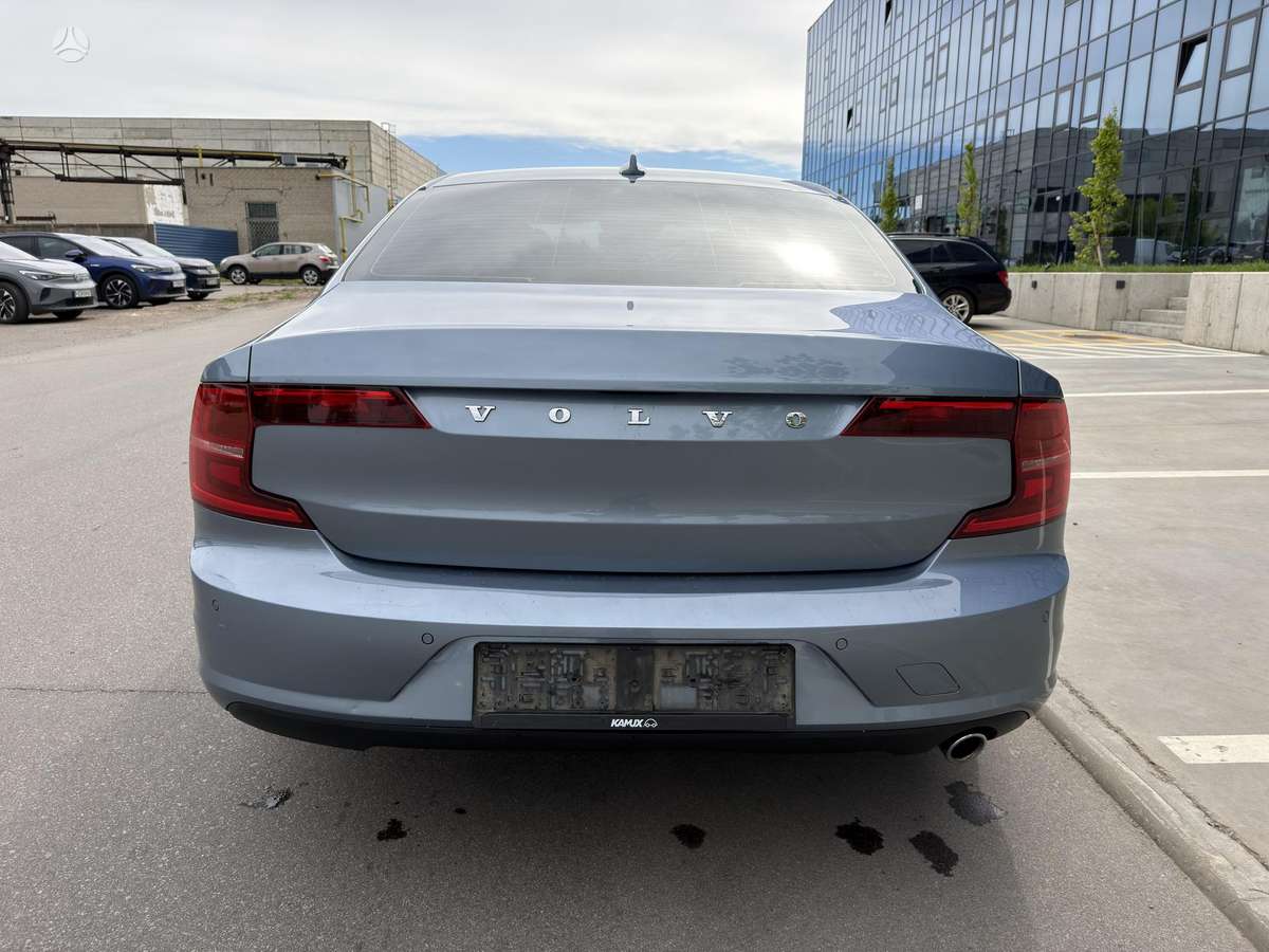 Volvo S90, 2.0 l., Седан