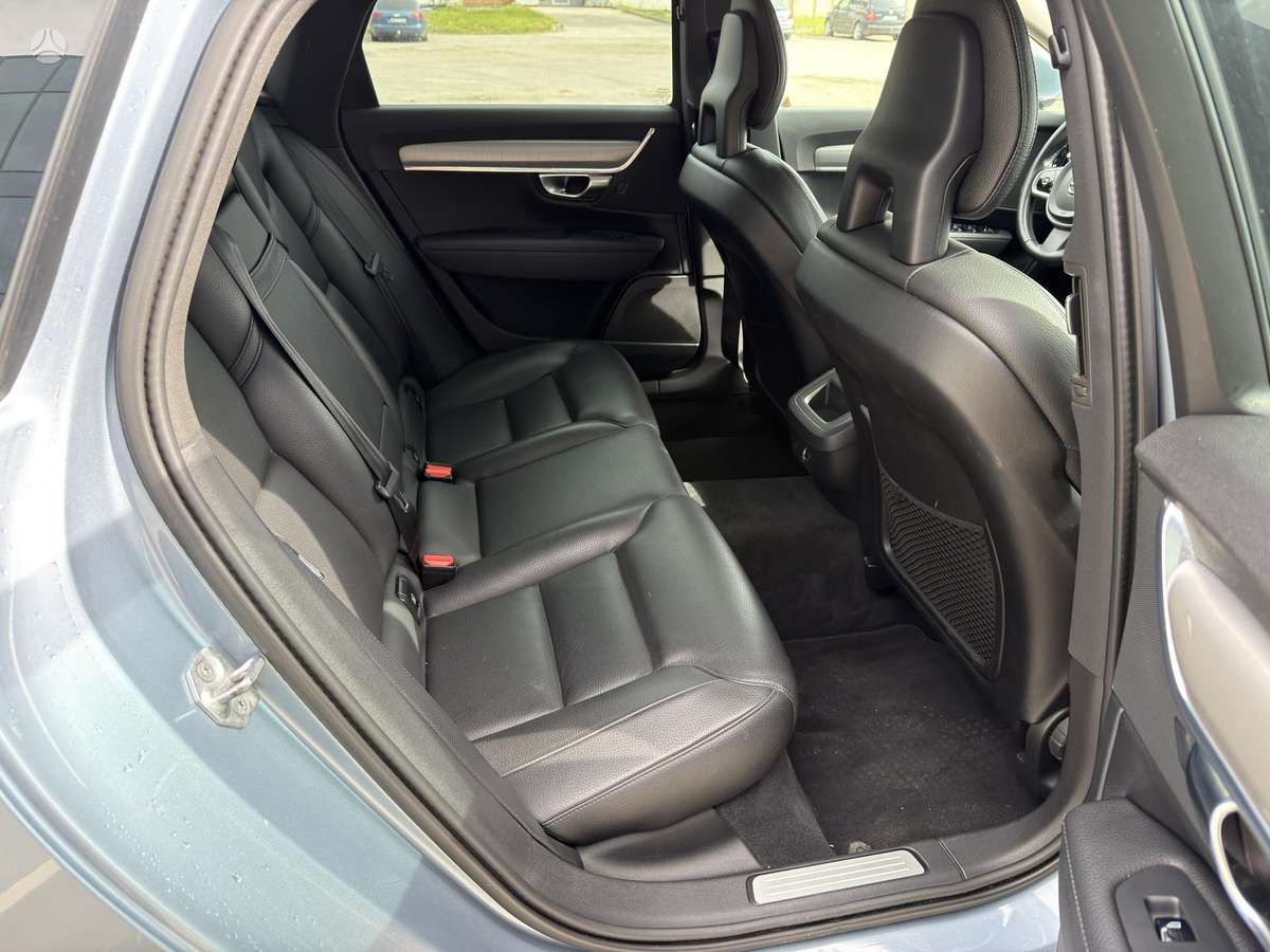 Volvo S90, 2.0 l., Седан