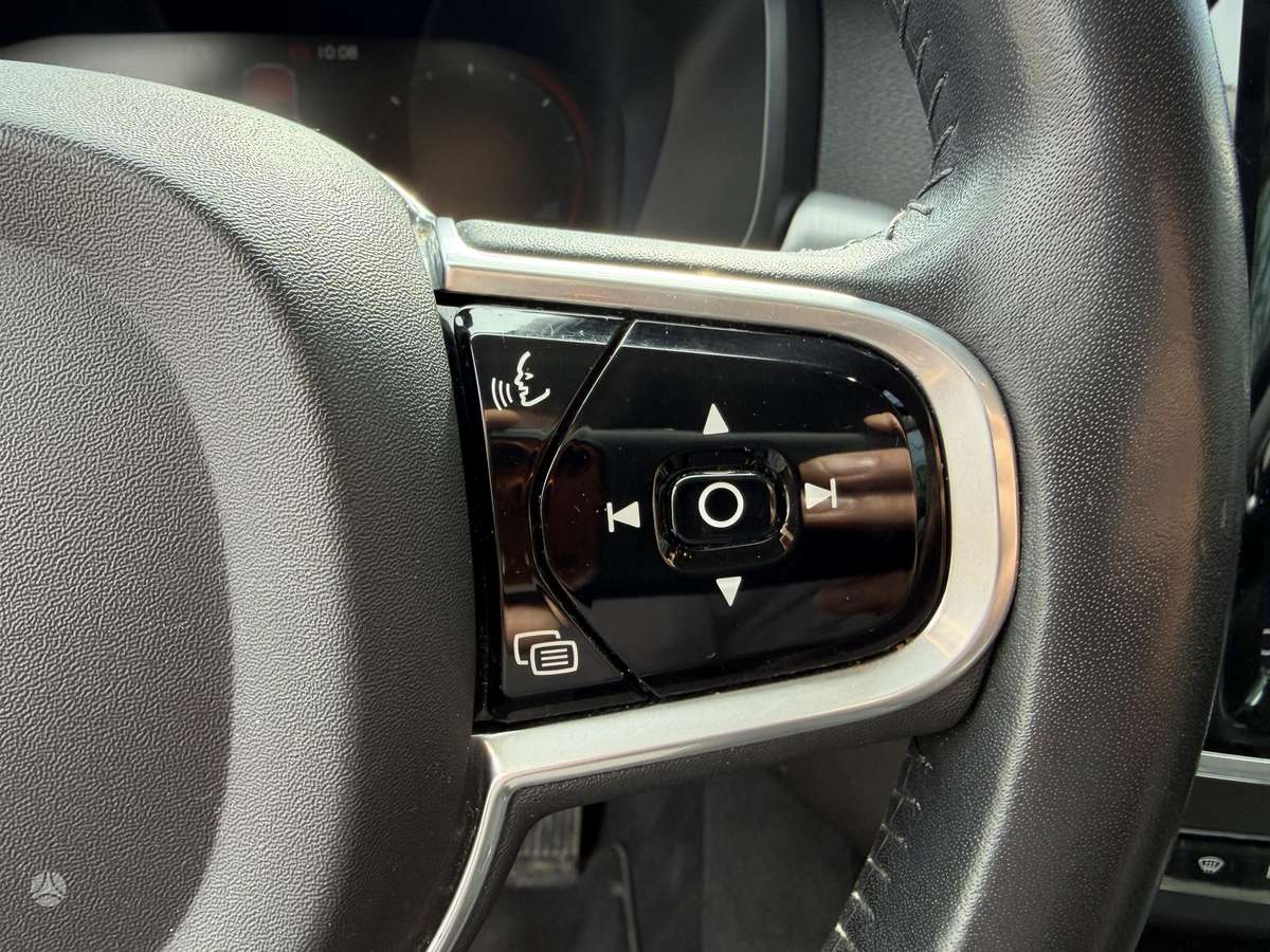 Volvo S90, 2.0 l., Седан